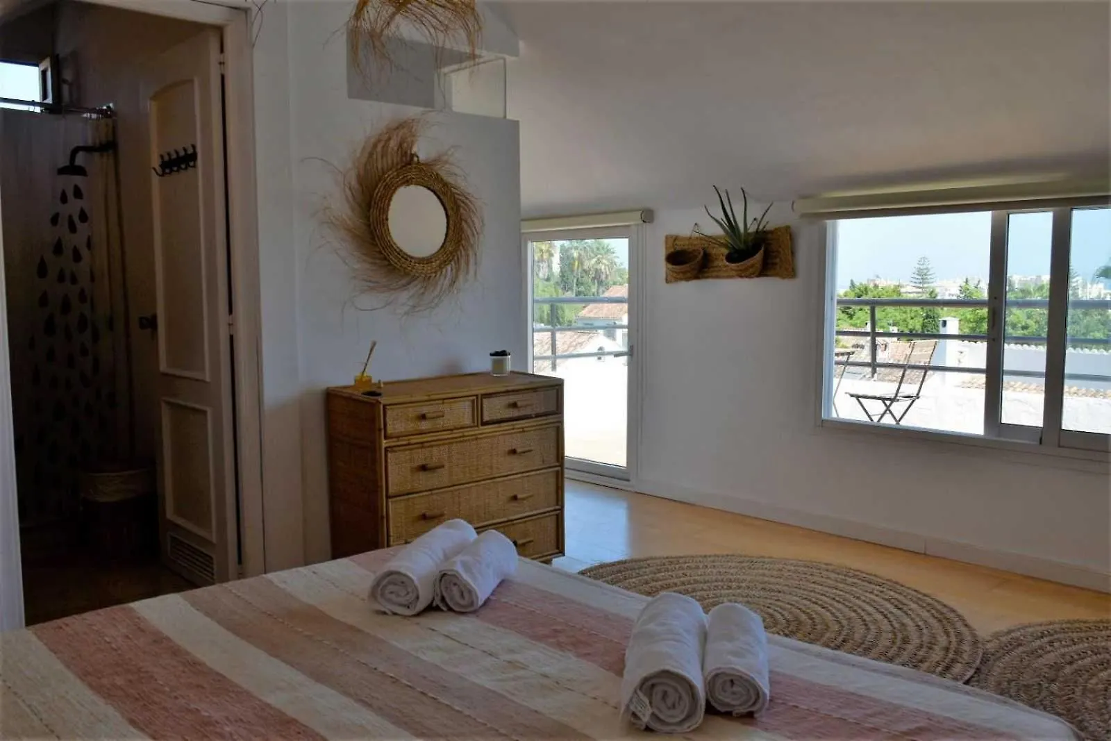 Homestay Habitacion En La Milla De Oro Apartment Marbella Spain